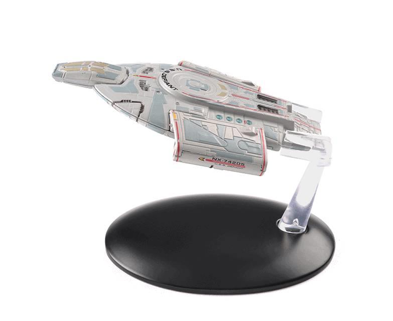 #07 U.S.S. Defiant NX-74205 (Defiant-class) Diecast Model Ship (Eaglemoss / Star Trek)